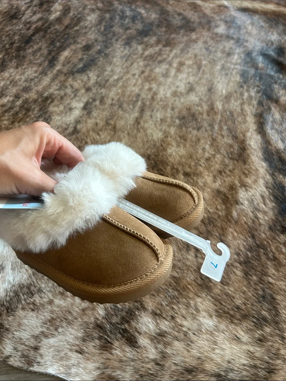 Cat & Jack Toddler Brown Faux Fur Lined Booties
